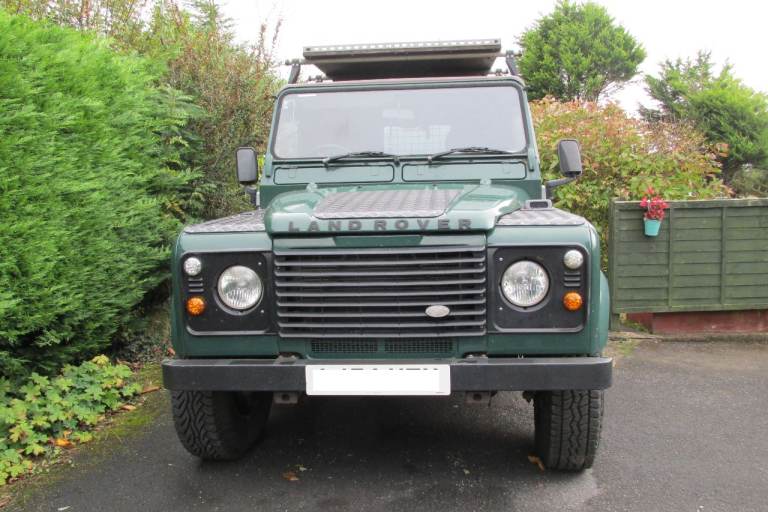 Land Rover DEFENDER 110
