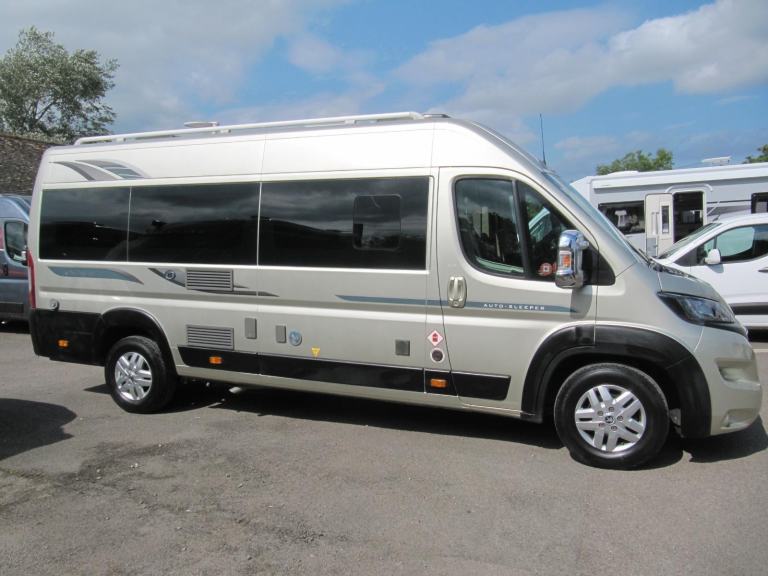 Auto-Sleepers Kingham DIESEL MANUAL 2019/19