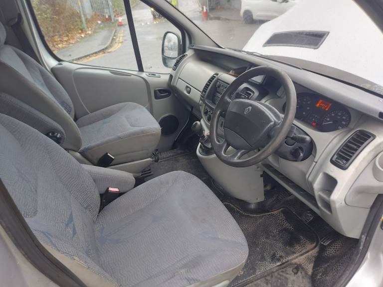 Renault, TRAFIC LWB VAUXHALL VIVARO LWB,Panel Van, 2005, Manual, 2464 (cc)