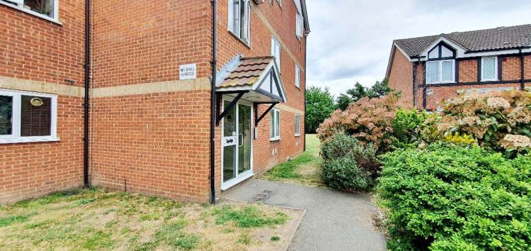 CitiEnds Are Offering A Newly Refurbished 2 Bedroom Ground Floor Flat In Hackbridge. *U/C Accepted*