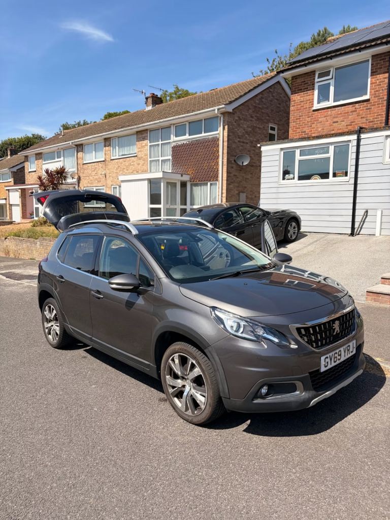 Peugeot, 2008, Hatchback, 2019, Manual, 1199 (cc), 5 doors