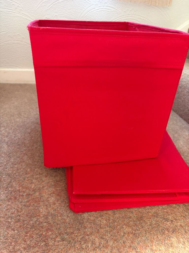 IKEA KALLAX Storage Boxes- Red- 33x33x38 cm- Good Condition 