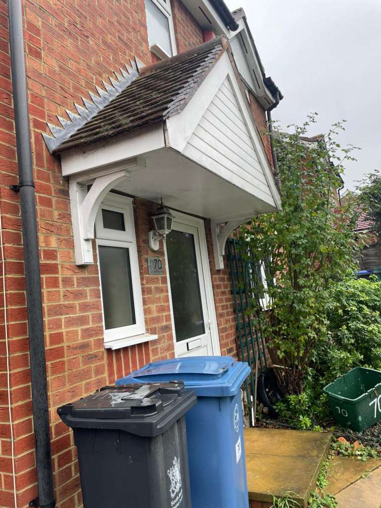 3 Bedroom Modern Terraced House located in Burnham area.