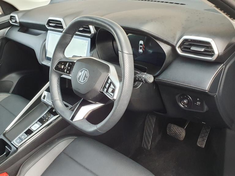 2025 MG MG ZS 1.5 Hybrid+ Trophy 5dr Auto Hatchback Hybrid Automatic