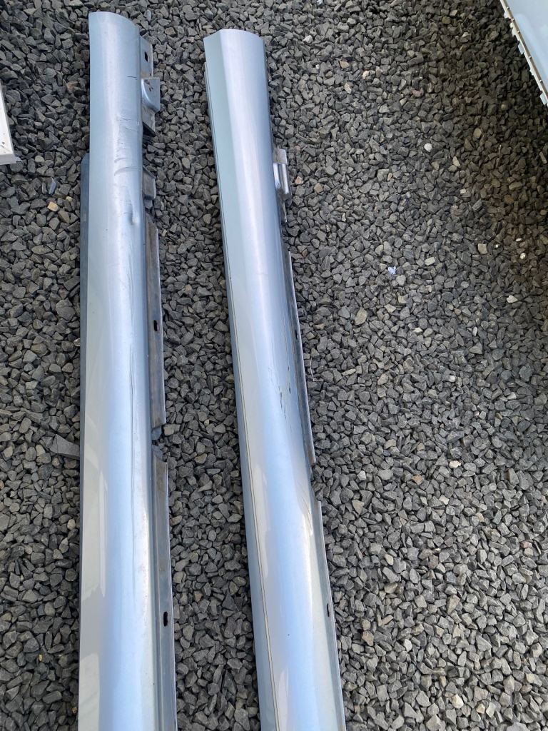 Mercedes side skirtS