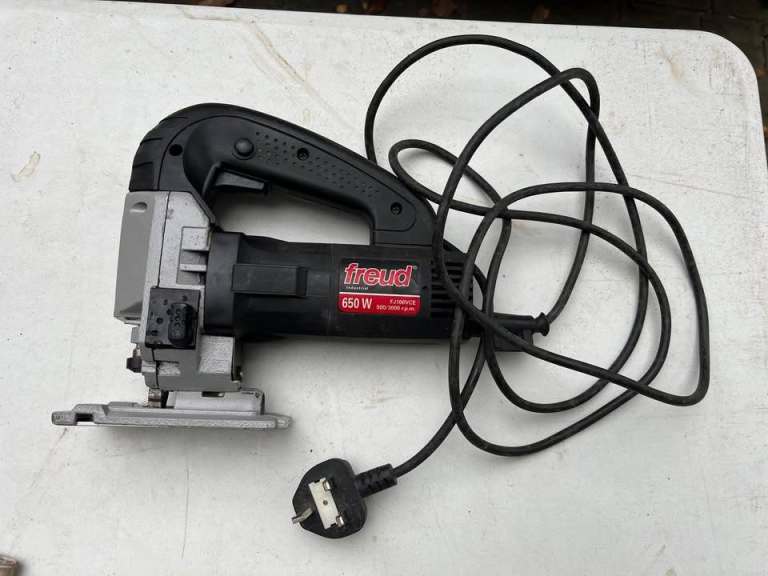 image for Freud 650w Corded Jig­saw