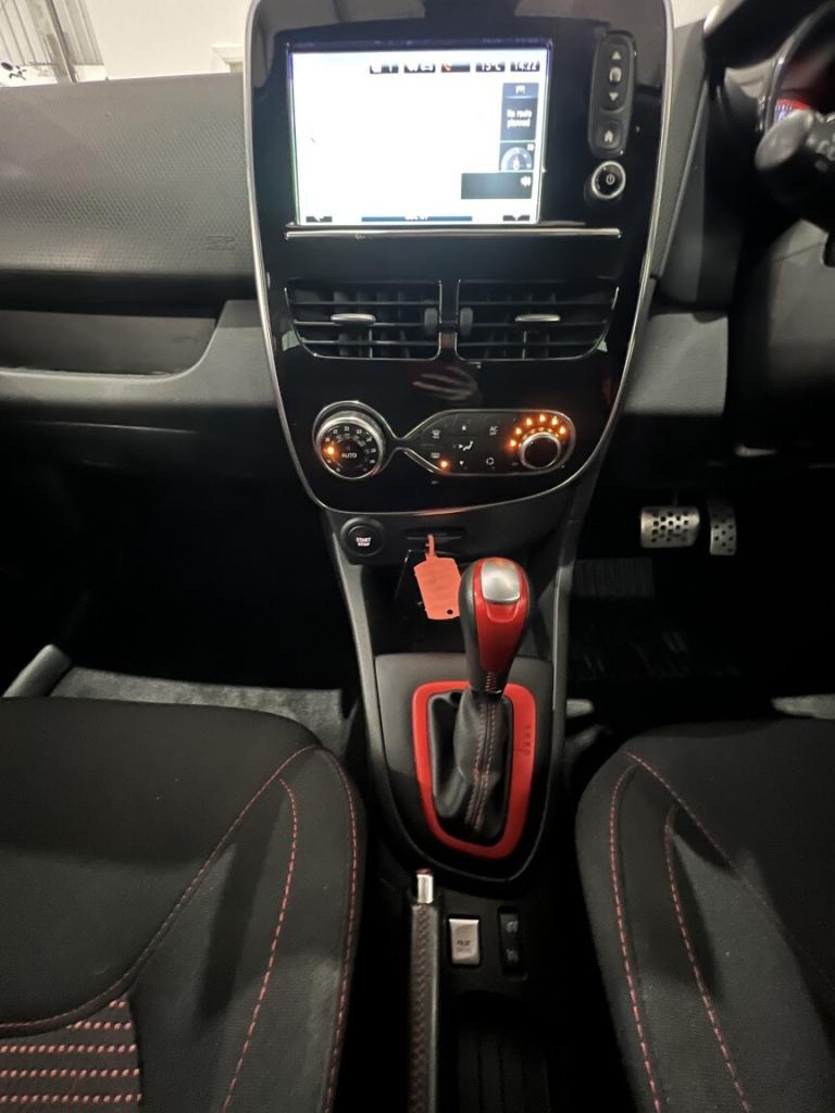 RENAULT CLIO 1.6 Renaultsport 200 Turbo EDC LUX 2015