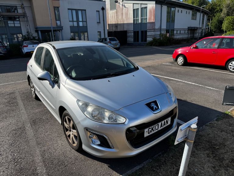 Peugeot, 308, Hatchback, 2013, Manual, 1560 (cc), 5 doors