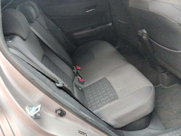 2021 Toyota C-HR 2.0 VVT-h GPF Design SUV 5dr Petrol Hybrid CVT Euro 6 (s/s) (184 ps) - ALLO HATC...