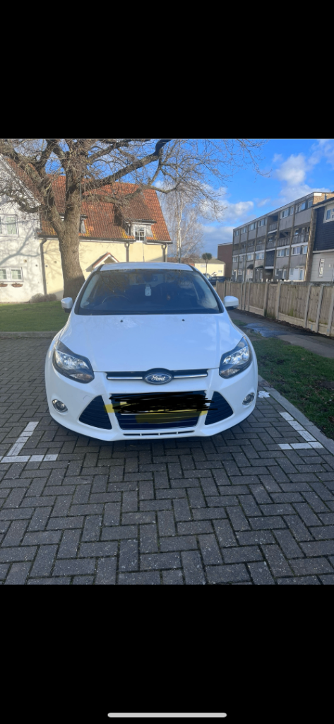 Ford, FOCUS, Hatchback, 2013, Manual, 998 (cc), 5 doors