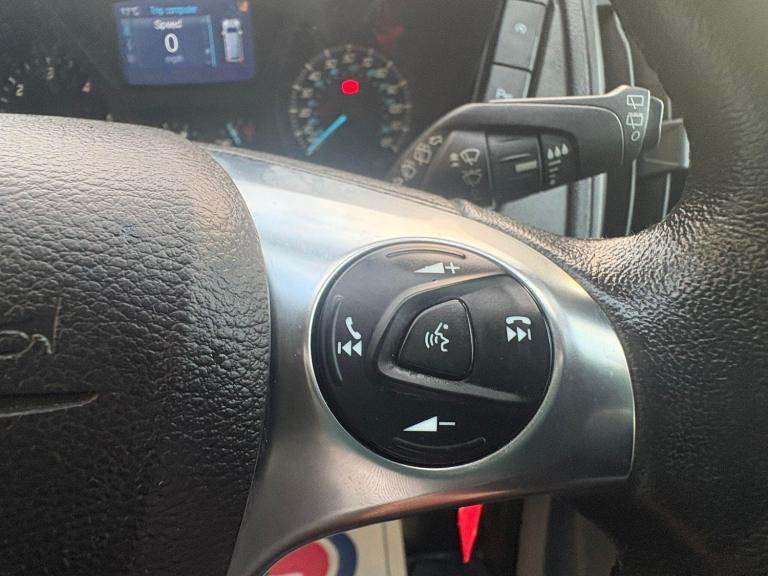 2017 Ford Transit 2.2 TDCi 125ps H2 15 Seater Trend NA DIESEL Manual