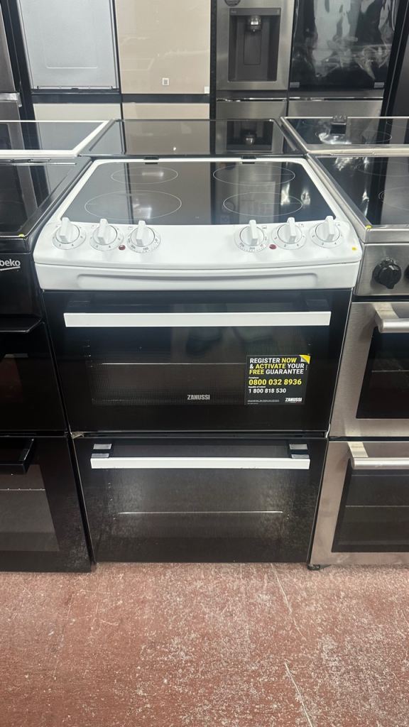 Zanussi Freestanding Electric Cooker with Ceramic Hob