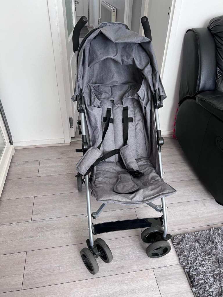 Cuggl Cedar Deluxe Pushchair