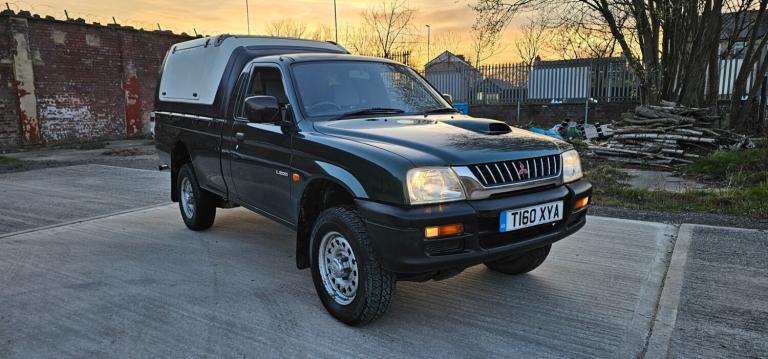 MITSUBISHI L200 4WD 2.5 TURBO DIESEL SINGLE CAB VERY CLEAN CHEAP CAR 
