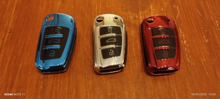BRAND NEW GLOSSY AUDI KEY FOB PROTECTOR CASE