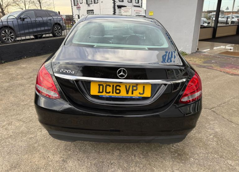 Mercedes-Benz, C CLASS, Saloon, 2016, Manual, 2143 (cc), 4 doors