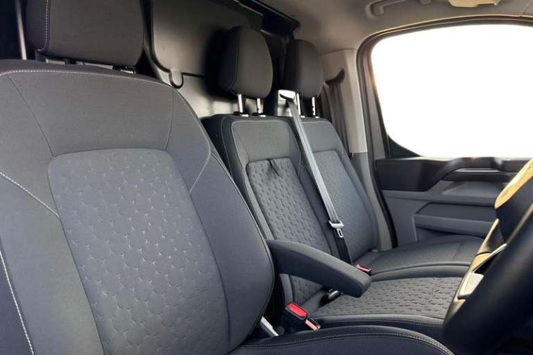 2025 Ford Transit Custom 280 Limited L1 SWB FWD 2.0 EcoBlue 136ps Low Roof, HEATED FRONT SEATS &a...