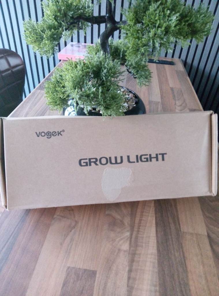 🌱 Vogek LED Grow Light – 3 Head Indoor Plant Lamp with Timer & Brightness Control