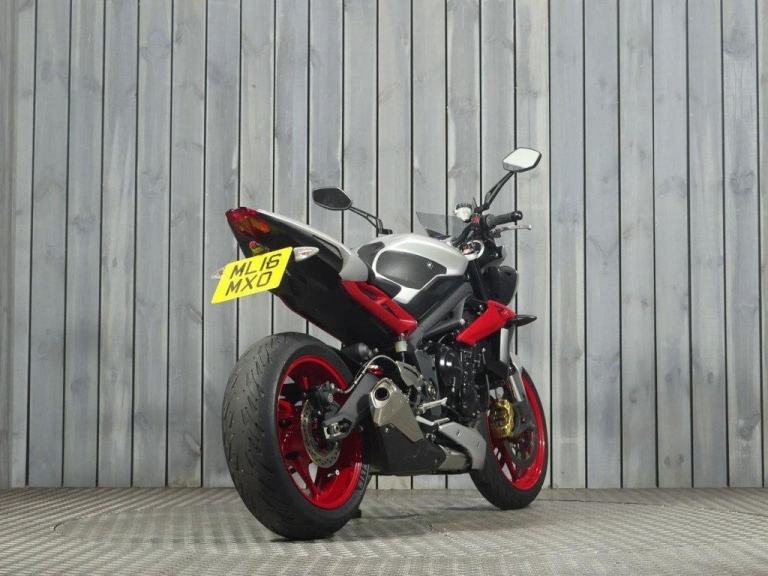 2016 16 TRIUMPH STREET TRIPLE 675