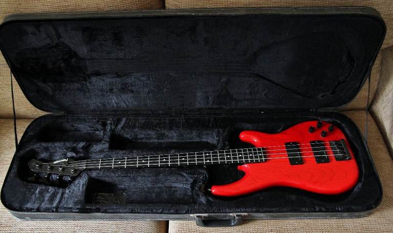 FERNANDES FRB-120 1986 GRAPHITE NECK, ACTIVE inc OHSC