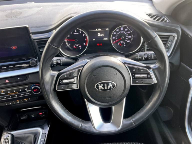 2021 Kia XCeed 1.0T GDi ISG 3 5dr HATCHBACK PETROL Manual