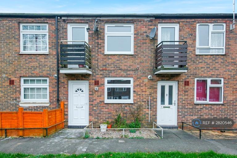 2 bedroom house in Corcorans, Brentwood, CM15 (2 bed) (#2820546)