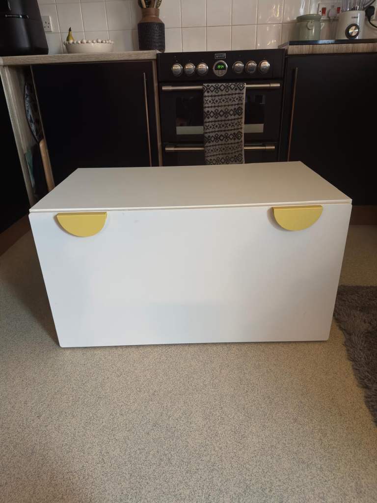 IKEA Smastad toy storage bench