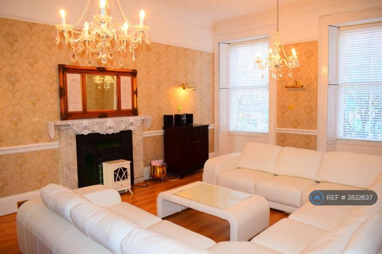 1 bedroom flat in High Street, Elgin, IV30 (1 bed) (#2822637)