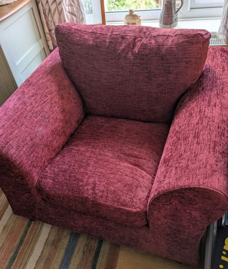 Red Chenille Armchair – Soft Fabric Lounge Chair with Deep Cushion Seating