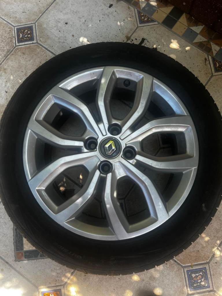 Renault Clio MK4 Genuine Alloy Wheel & Nexen Tyre 195/55 R16 Very Good Condition