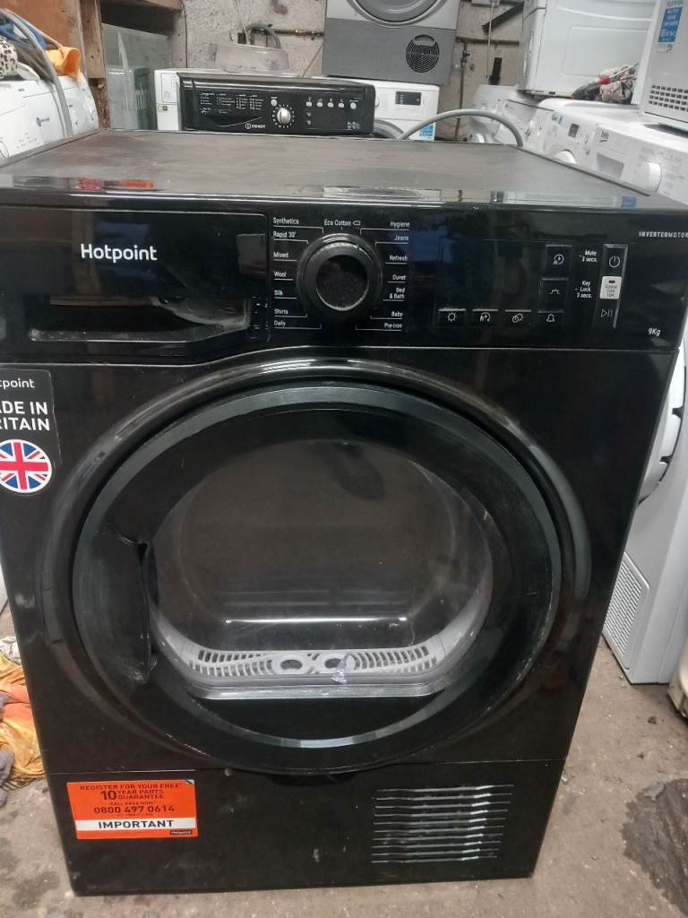 Hotpoint Black Tumble Dryer – Good Condition