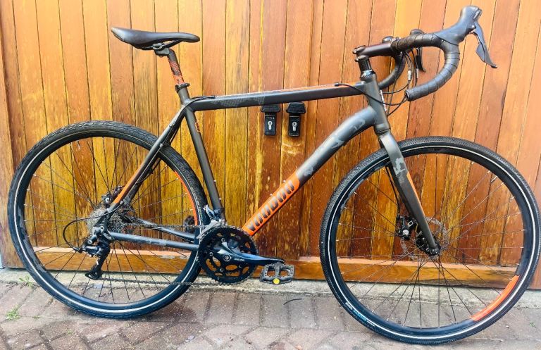 Voodoo Nakisi Gravel Bike – 57cm – Shimano Sora – Disc Brakes