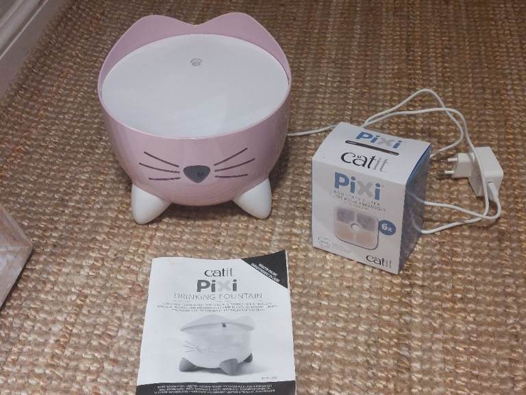 Pixy Cat pink drinking fountain