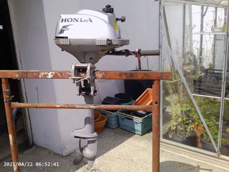 HONDA OUTBOARD MOTOR