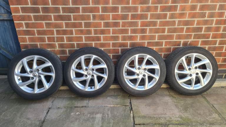 Vauxhall Corsa F SRI 16" Alloy Wheels With Arrowspeed AS-SO1 195/55/R16 Tyres