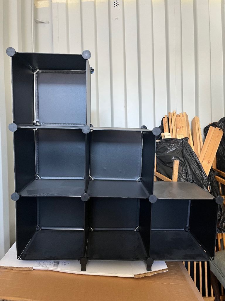 Cube storage organiser / shelves
