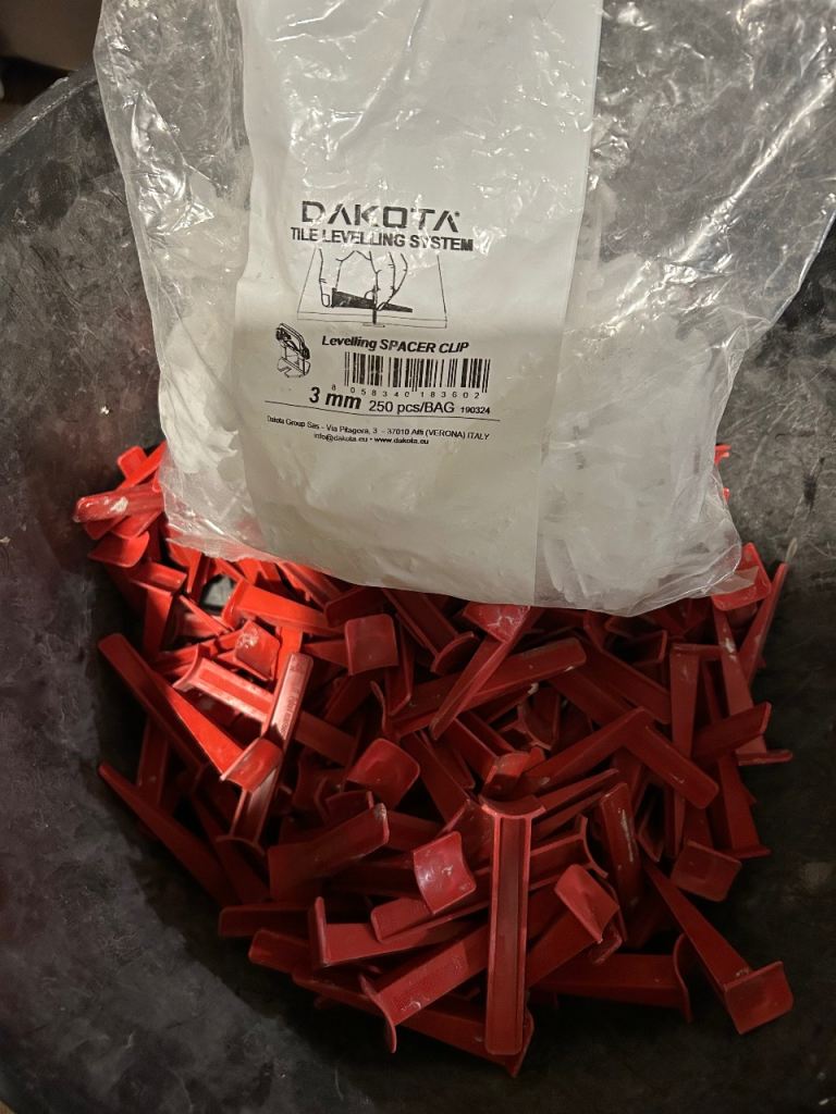 Dakota Tile levelling system 3mm