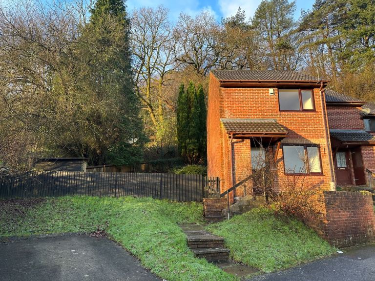 Two-Bedroom Semi-Detached House to Rent - Clydach
