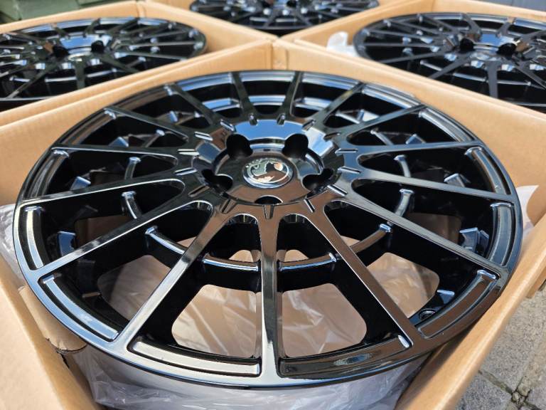 18'' Alloy Wheels for VAUXHALL VIVARO B (2014-2019) BRAND NEW STILL IN BOXES