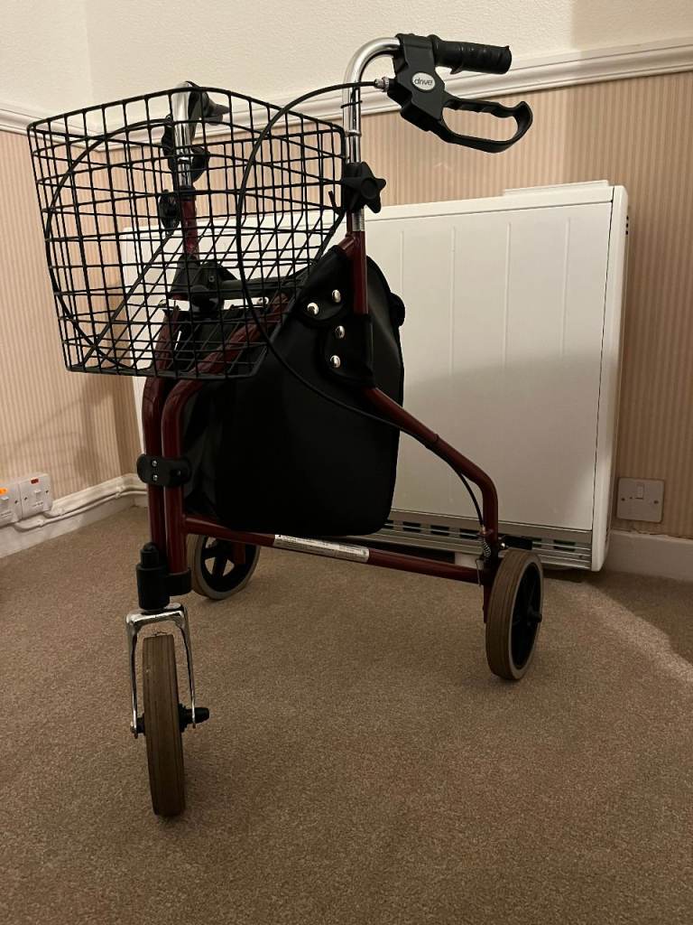 Drive Devilbiss Steel Three Wheel Rollator with Basket