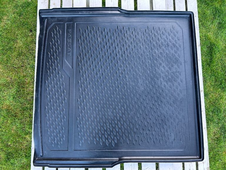 Genuine VW Passat Estate (B8 model - 2015-2023) Plastic Boot Liner / Tray.