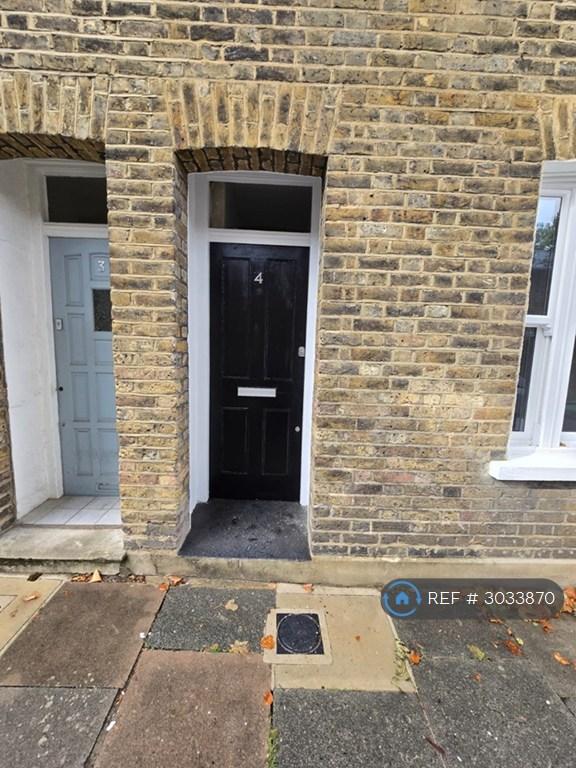 3 bedroom house in Felixstowe Road, London, N17 (3 bed) (#3033870)
