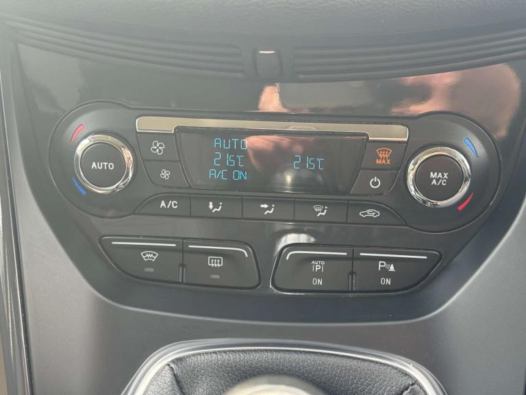 2014 Ford Kuga 2.0 Kuga Titanium 4x2 TDCi 5dr - NATIONAL DELIVERY* SUV Diesel Manual