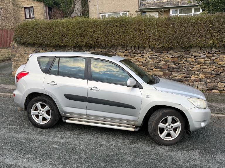 2007 Toyota RAV4 2.2 D-4D XT5 5dr ESTATE Diesel Manual