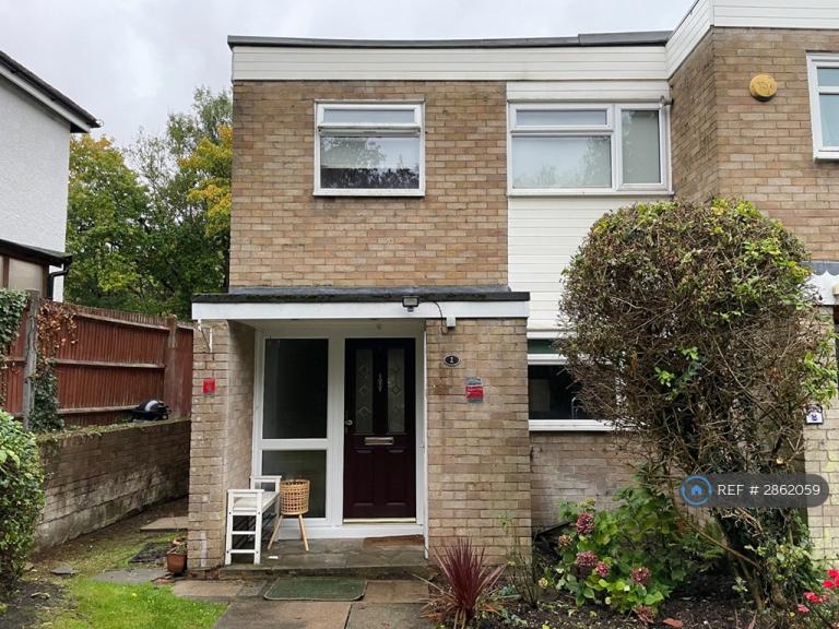 2 bedroom house in Clare Court, Northwood, HA6 (2 bed) (#2862059)