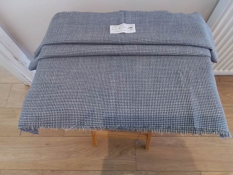 Blue/cream cream good quality dogtooth check woollen dressmaking material 