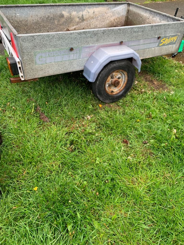 Trailer galvanised good strong trailer/ delivery possible 