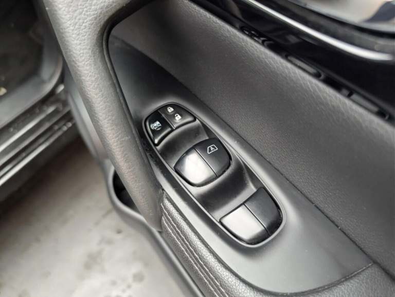 2016 Nissan Qashqai 1.2 DiG-T Tekna [Non-Panoramic] 5dr Xtronic HATCHBACK PETROL Automatic