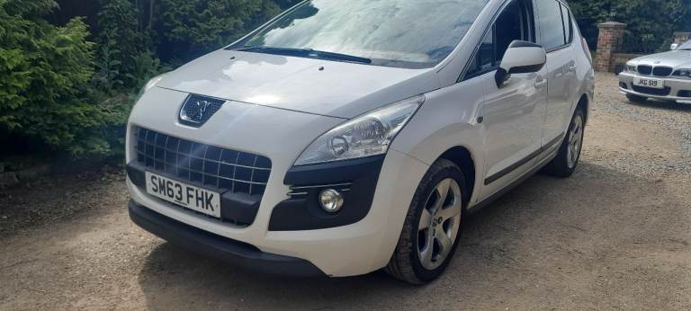 Peugeot, 3008, Hatchback, 2014, Manual, 1560 (cc), 5 doors