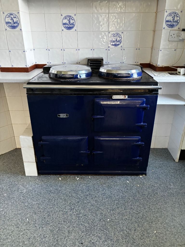 AGA oil fired cooker